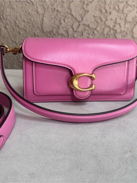 Coach Handbags - 💖 Coach Fuchsia Pink Leather Small Tabby 20- Gold C-Clasp. Like 🆕